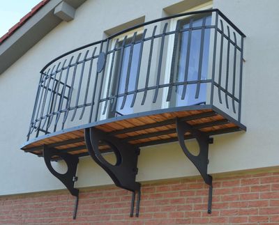 Balkon Líně